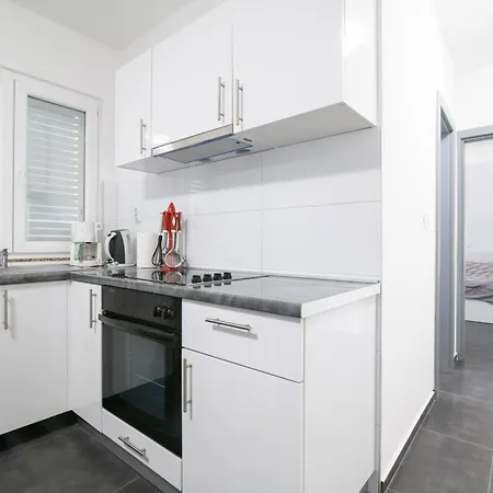 House Lilly Apartman *